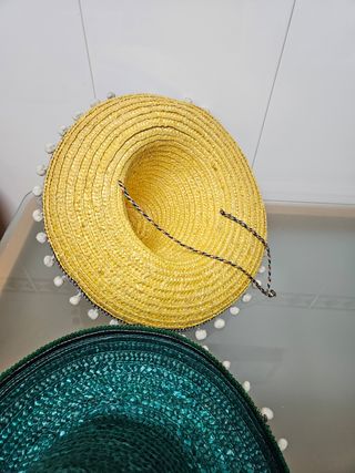 2 Sombreros Mexicano: Amarillo y Verde