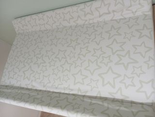 Colchoneta cambiador bebé estrellas