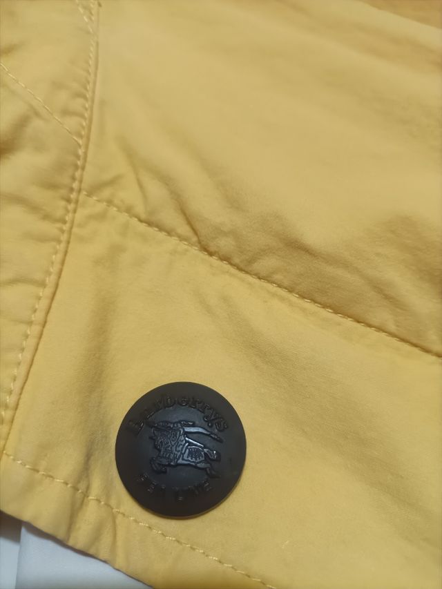 Cazadora Burberry's amarilla XXL