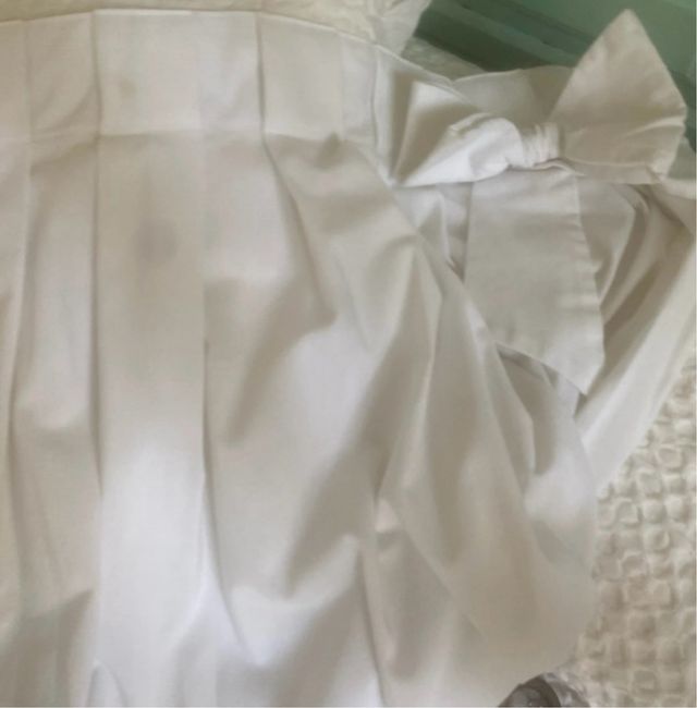 Dos cortinas blancas lona  1.05 y 1.30 largo 2.30