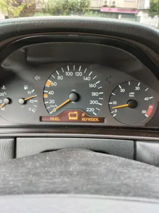 Mercedes-Benz Clase E 1997