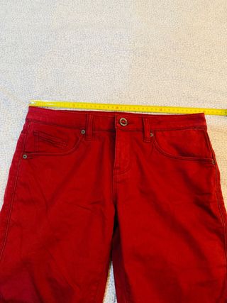 Bermuda Volcom roja, talla S