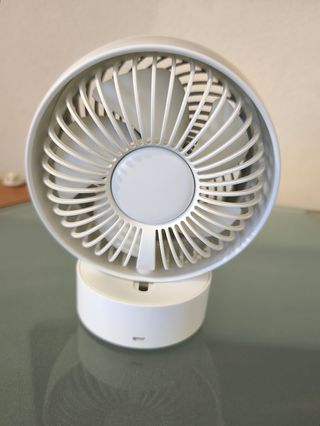Ventilatore da tavolo portatile