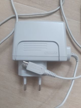 Cargador original consola Nintendo