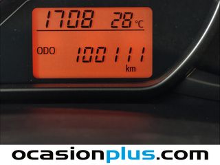 Toyota Yaris 100 Active 73 kW (99 CV)