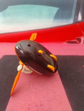 Orsetto Duracell in canoa