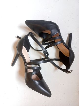 Tacchi a spillo neri Lora Ferres size 36