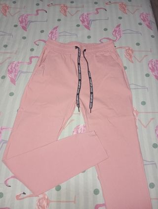 Pantalones deportivos rosa
