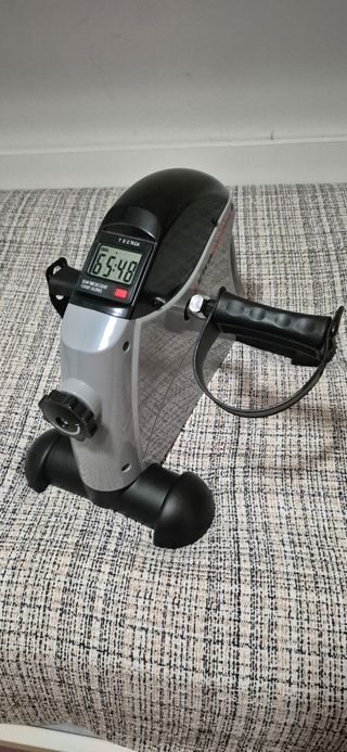 Bicicleta estática de ejercicio