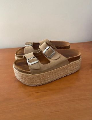Sandalias plataforma beige