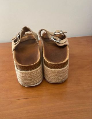 Sandalias plataforma beige