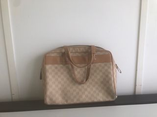Bolso bandolera beige y marrón