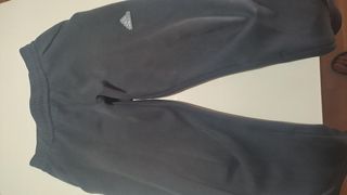 Pantalones Adidas Negro
Para niño de 13, 14 años