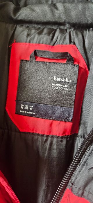 Cazadora Bershka roja - Talla M