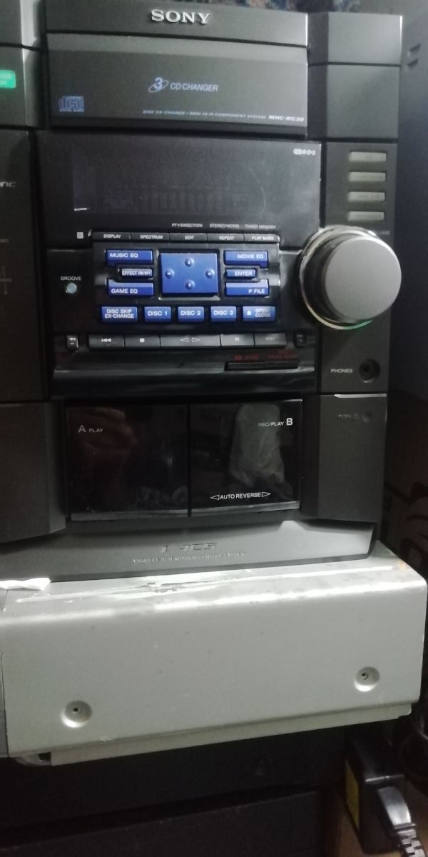 Minicadena Sony MHC-RG30 3CD