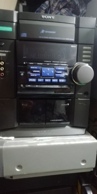 Minicadena Sony MHC-RG30 3CD