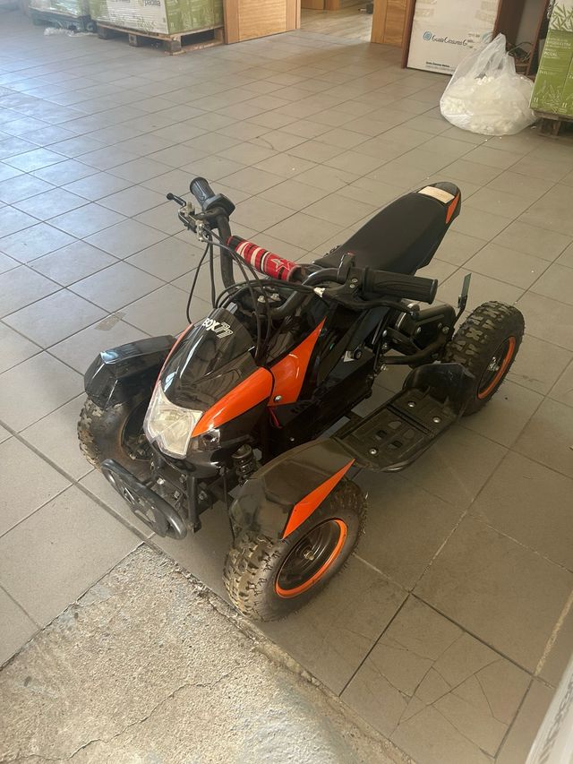Mini quad eléctrico infantil