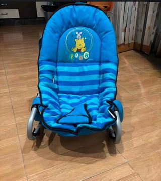 Bañera-cambiador bebé Y 2 sillas.