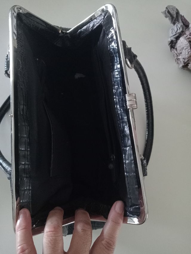 Borsa vintage nera,effetto pelle coccodrillo
