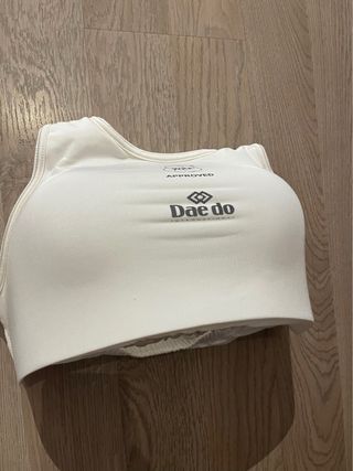 Protección pecho Daedo Karate