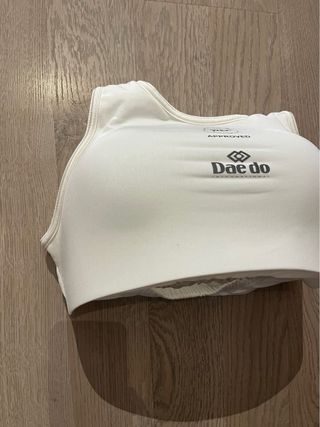 Protección pecho Daedo Karate