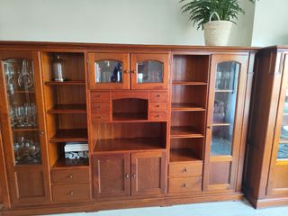 Mueble salón madera - vitrina