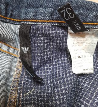 Vaqueros Emporio Armani .
