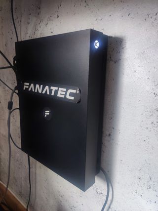 Xbox One X 1TB - Como nueva