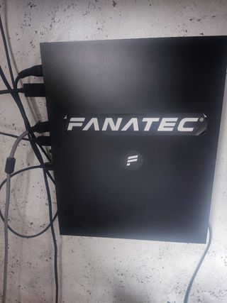 Xbox One X 1TB - Como nueva