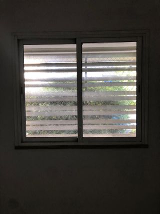 Ventana aluminio blanco 2 hojas