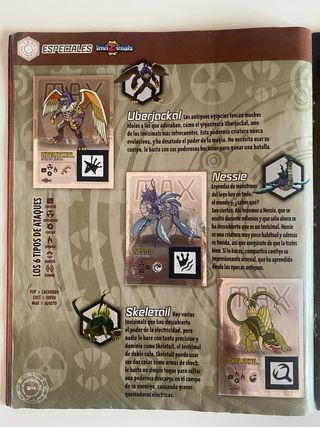 Álbum Invizimals Vintage 2011 Original e Incomplet