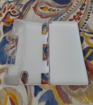 NUEVO.Funda Nintendo DS Lite,metal y policarbonato