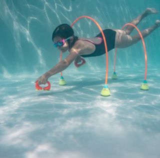 Juego acuático Decathlon - recorrido Piscina 
