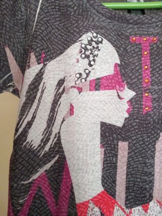 Camiseta  gris y negro manga corta Custo Barcelona