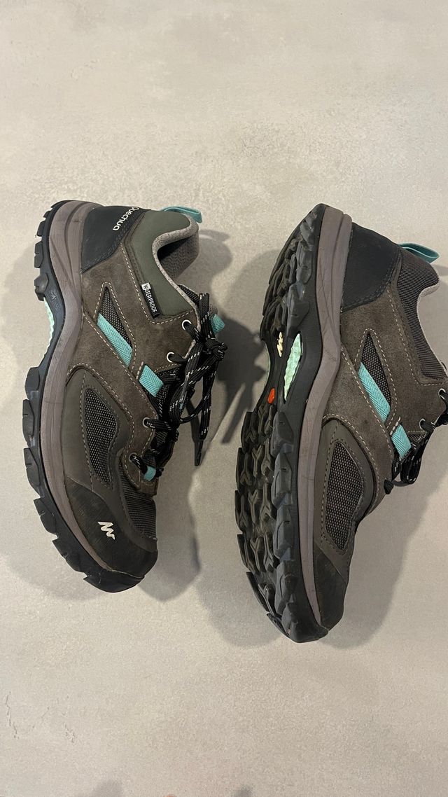 Botas de montaña impermeables Mujer Quechua