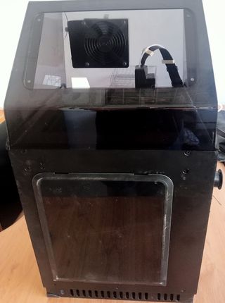 Impresora 3D negra
