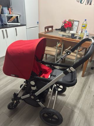 Bugaboo: Coche bebé rojo