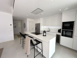 Piso en venta en Zona Puerto Deportivo en Fuengirola