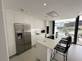 Piso en venta en Zona Puerto Deportivo en Fuengirola