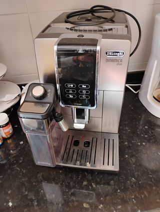 Cafetera De'Longhi Magnifica Evo