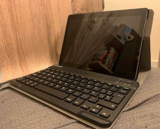 Tablet Huawei MediaPad T3 10 CON TECLADO Y FUNDA