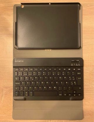 Tablet Huawei MediaPad T3 10 CON TECLADO Y FUNDA