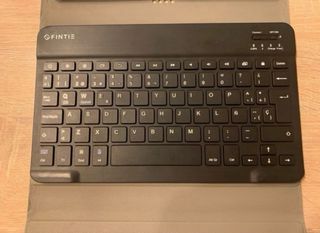 Tablet Huawei MediaPad T3 10 CON TECLADO Y FUNDA