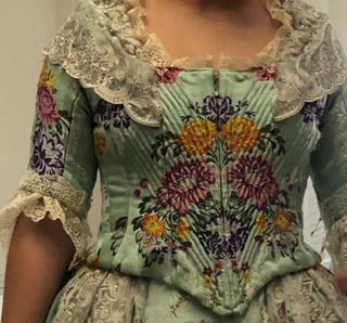 Traje Fallera antiguo, precioso.