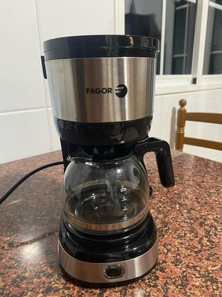 Cafetera FAGOR - goteo