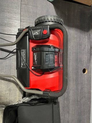 Cortacésped inalámbrico Einhell GE-HM 18/38