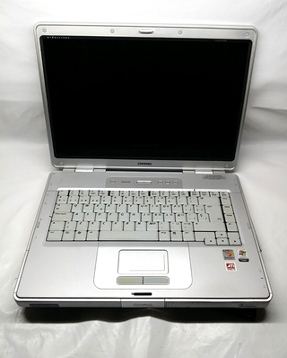 Despieces PC HP Compaq V5000 y Fujitsu FMV Biblo