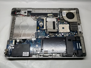 Despieces PC HP Compaq V5000 y Fujitsu FMV Biblo