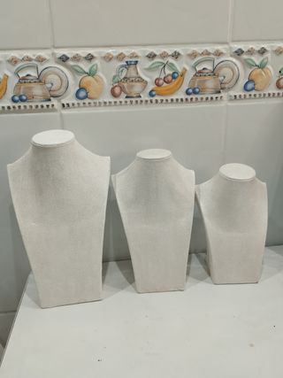 3 Bustos Exhibidores Joyas Blancos