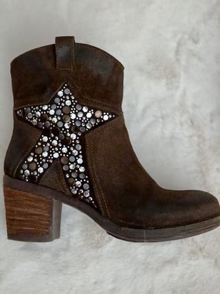 Botines Exé Marrón con Estrella